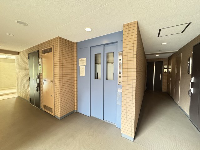 ロビー