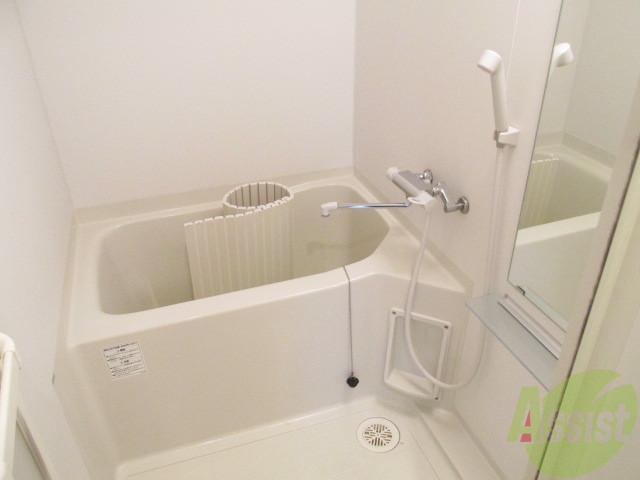 バス・シャワールーム　一日の疲れはゆったりバスタイムで解消しっかり温もって下さい