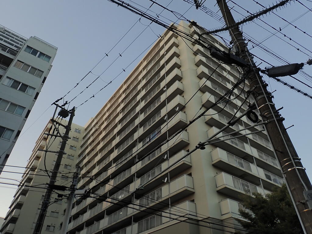 コープ野村万代の外観写真