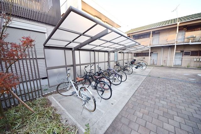 その他共有部分　★屋根付き駐輪場★