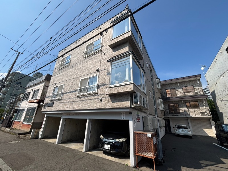建物外観　綺麗な外観です♪