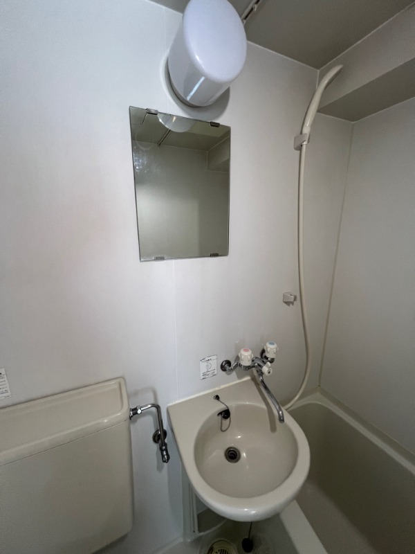 洗面設備　※他部屋参考写真