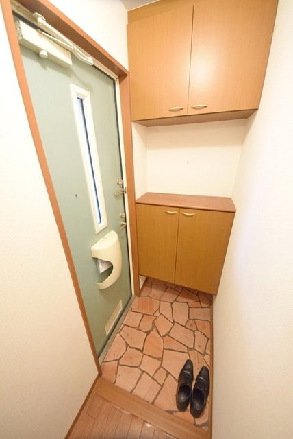 玄関　お部屋探しは【タウンハウジング千葉店】にお任せ下さい♪