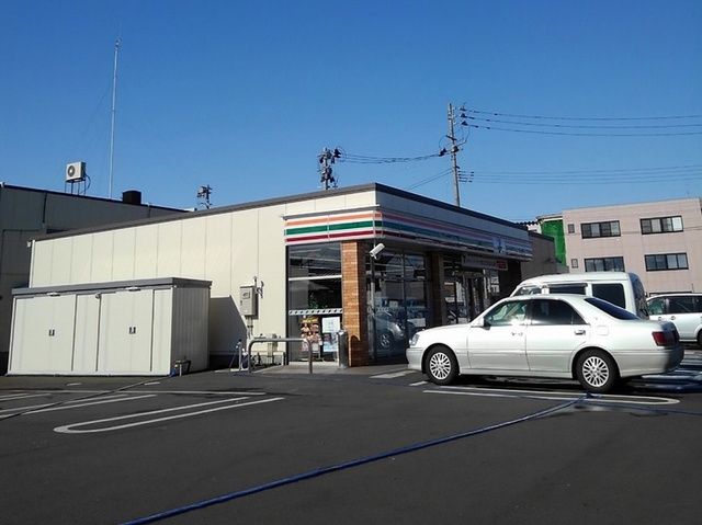 コンビニ　セブンイレブン会津年貢町店（コンビニ）まで800m