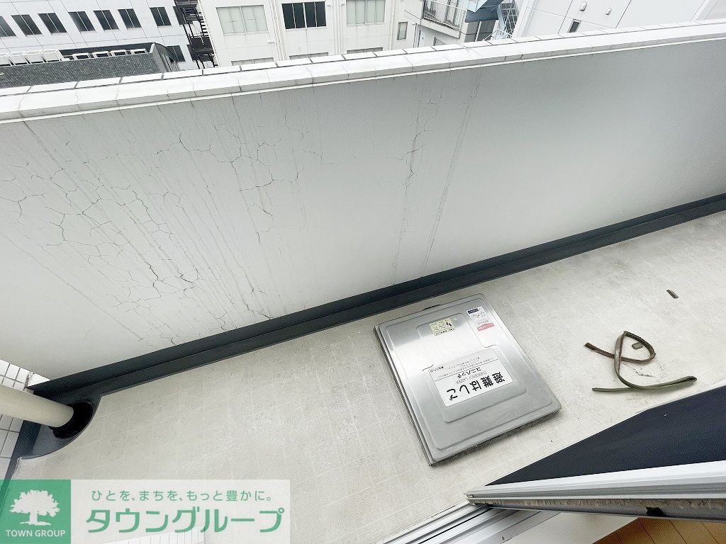 バルコニー　お問合せは(株)タウンハウジングレジデンス事業部　赤坂店・…