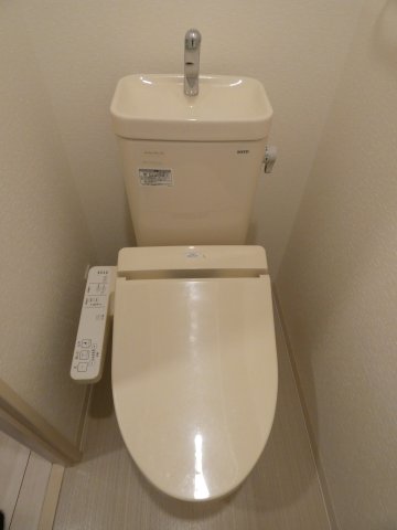 トイレ　トイレ