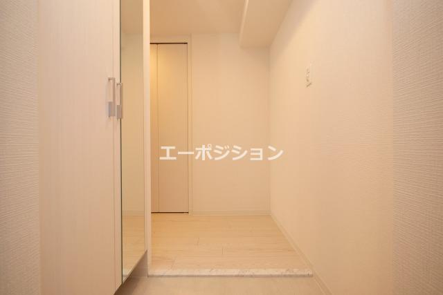 玄関　エスリード難波ザ・ブライト