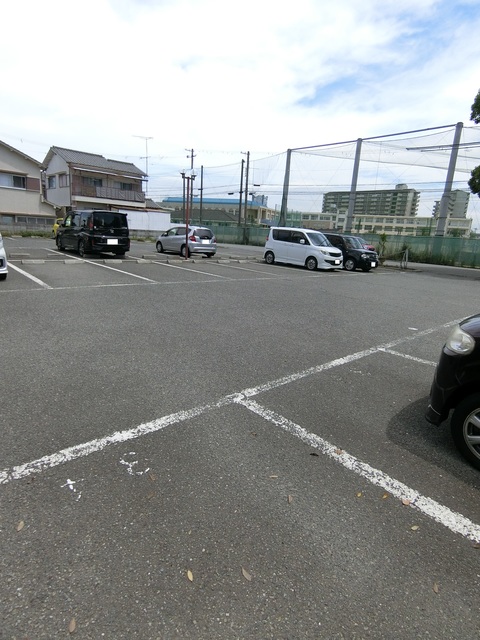 駐車場　駐車場代１台付きです☆