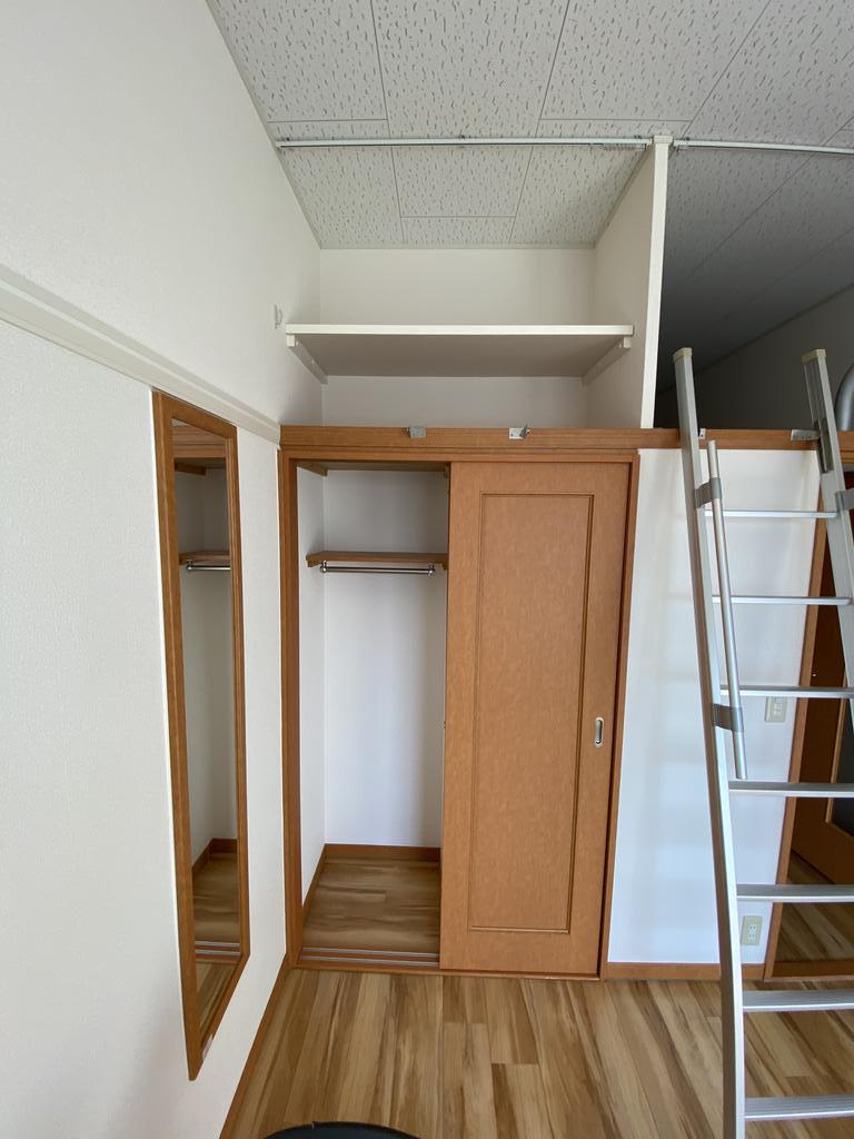 収納　クローゼット