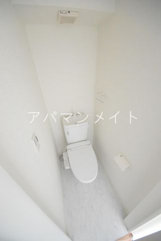 トイレ　温水洗浄便座です ！