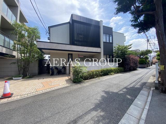 幼稚園・保育園　ベネッセ杉並和泉保育園（幼稚園・保育園）まで438m