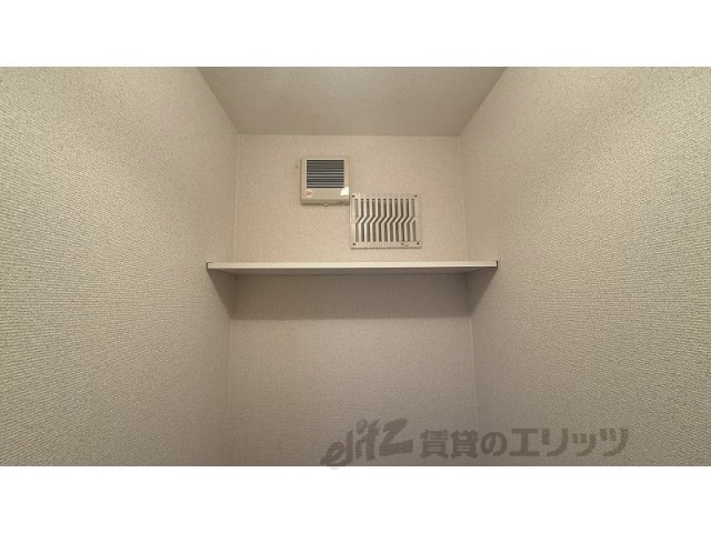 その他設備　給湯器リモコン
