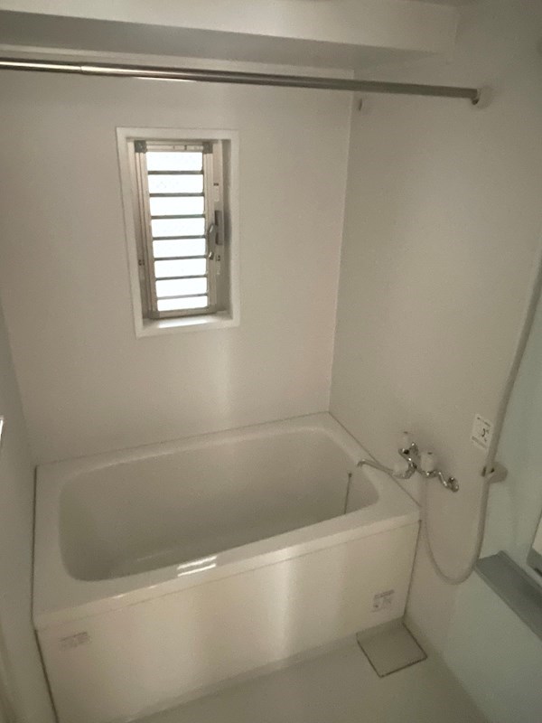 バス・シャワールーム　※同物件、別部屋参考写真