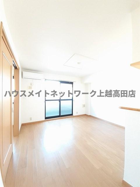 居室・リビング　ＬＤＫ11.8帖