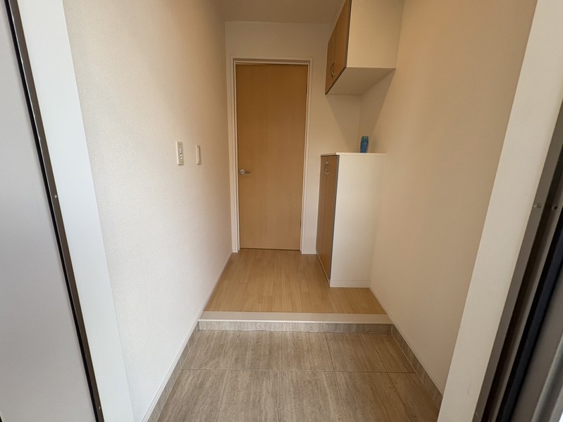 West HouseIIの玄関写真