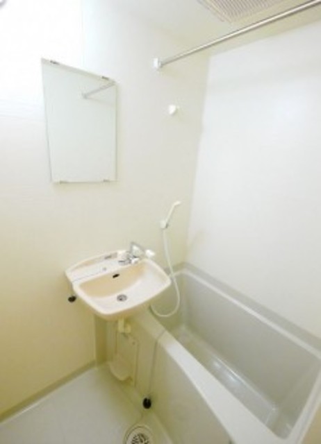 バス・シャワールーム　同タイプ部屋