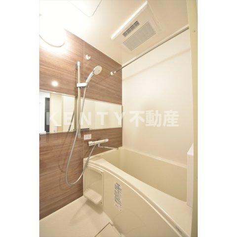 バス・シャワールーム　日々の疲れを癒すお風呂付です