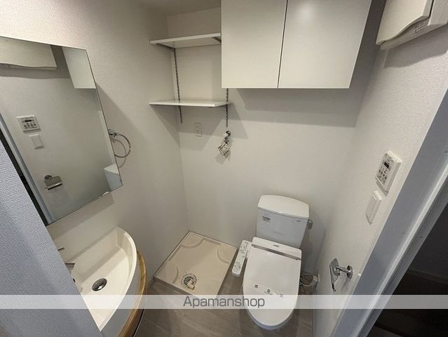 APRILE南森町のトイレ写真