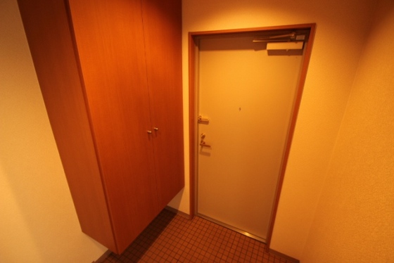 玄関　※別部屋の写真です