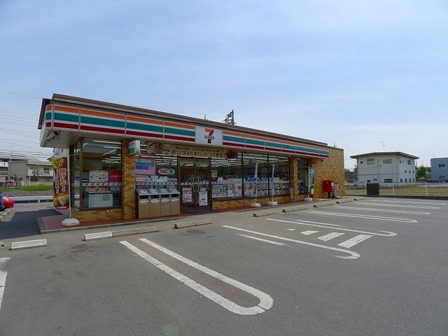コンビニ　セブンイレブン太田市竜舞南店（コンビニ）まで400m