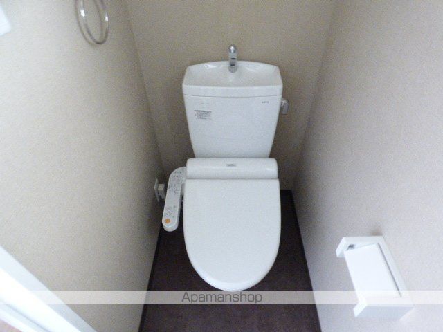 地下鉄千日前線 南巽駅 徒歩9分 3階建 築12年のトイレ写真