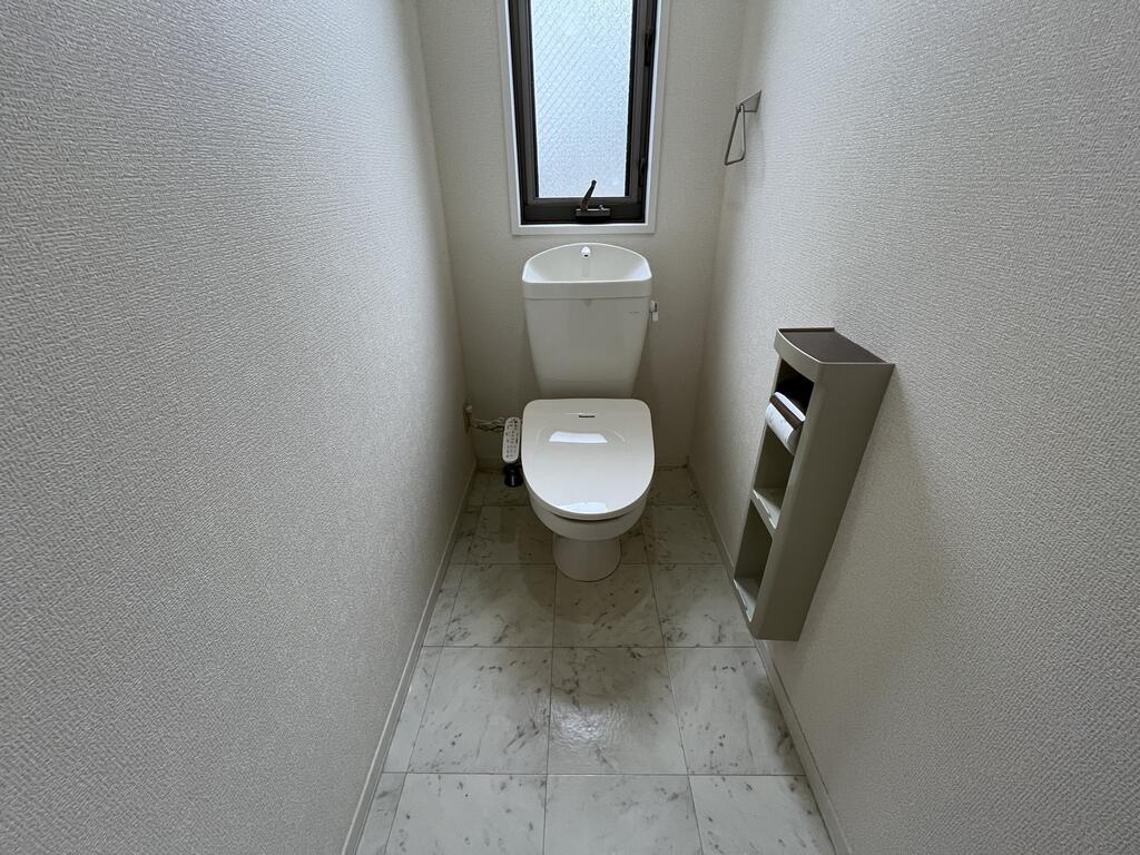 クレセントAのトイレ写真