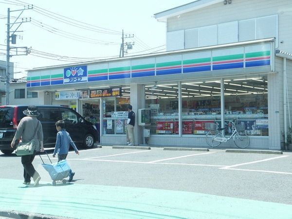 コンビニ　スリーエフ（コンビニ）まで348m