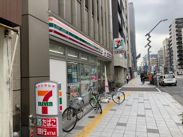 コンビニ　セブン－イレブン台東１丁目店（コンビニ）まで185m