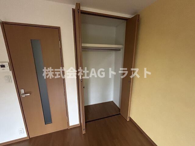 収納　※掲載写真は同建物内の別室です。