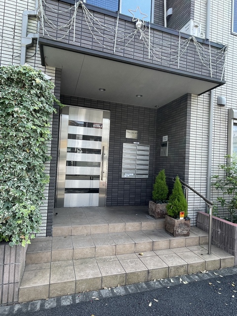 エントランス　★オートロック共用玄関★
