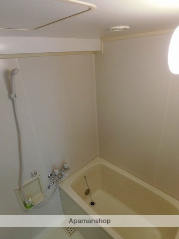京急本線 井土ケ谷駅 徒歩6分 3階建 築32年の風呂写真