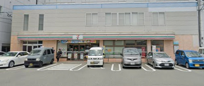 コンビニ　セブンイレブン 博多東比恵3丁目店（コンビニ）まで267m