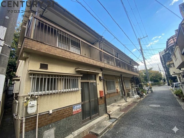 建物外観　レトロな外観の建物です♪