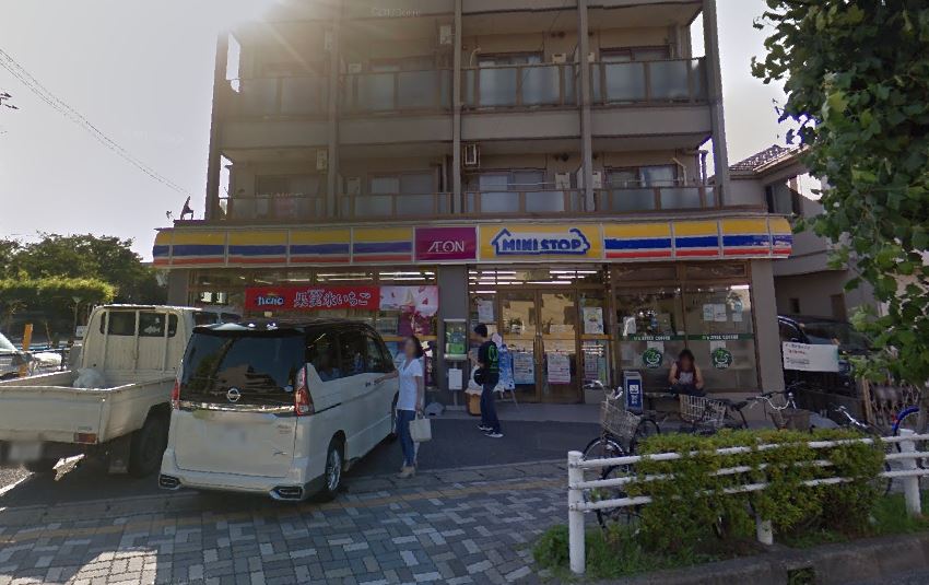 コンビニ　ミニストップ 堀江4丁目店（コンビニ）まで408m