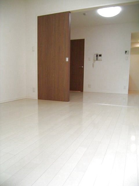 居室・リビング　きれいなお部屋