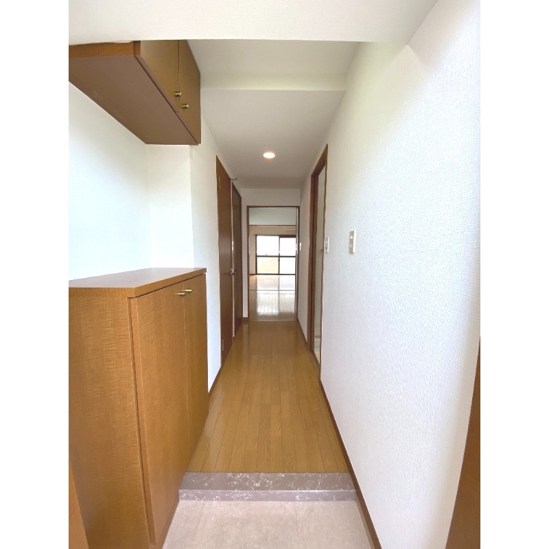 玄関　別号室