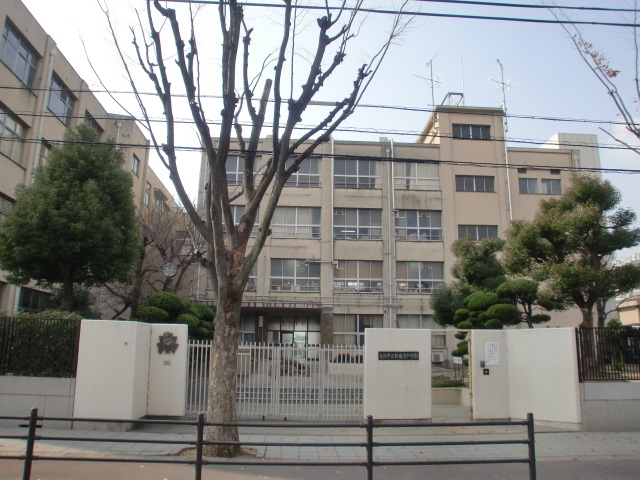 中学校　大阪市立新東淀中学校（中学校）まで400m