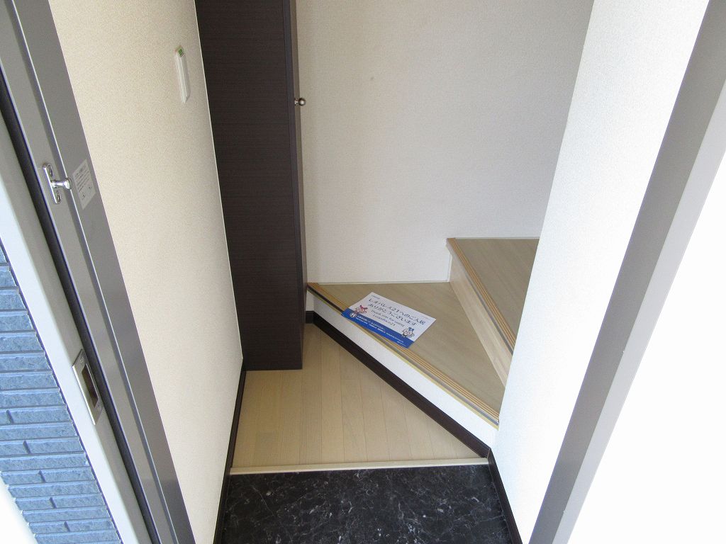 玄関　※同タイプ