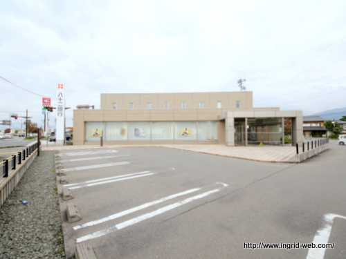 銀行　八十二銀行川中島支店（銀行）まで1446m