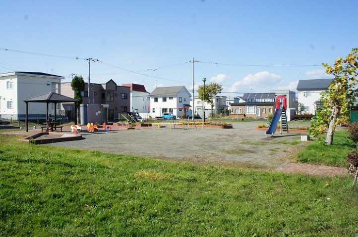 その他　すずむし公園（その他）まで777m