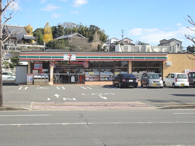 コンビニ　セブンイレブン大村東三城町店（コンビニ）まで1039m