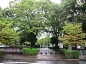 公園　高根中央公園（公園）まで896m