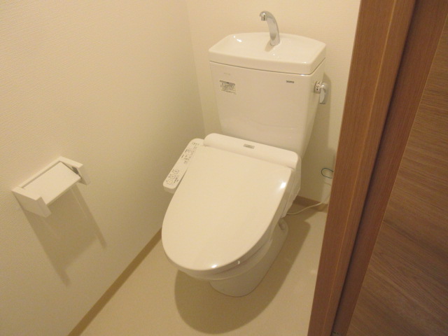 トイレ　同型タイプ