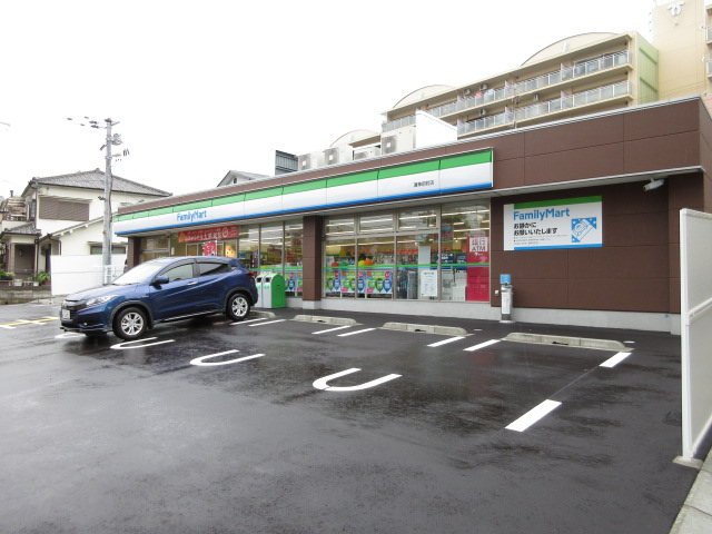 コンビニ　ファミリーマート灘神前町店（コンビニ）まで507m