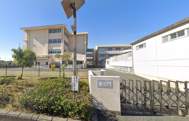 小学校　浜松市立大平台小学校（小学校）まで491m