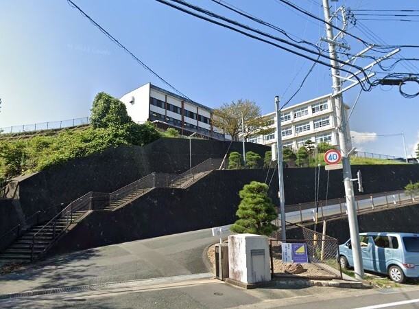 中学校　浜松市立入野中学校（中学校）まで1449m