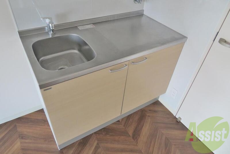 キッチン　キッチンは使いやすいサイズ感になっています。