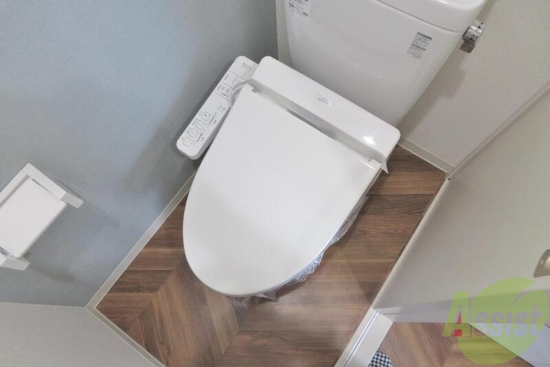 トイレ　トイレはウォッシュレット付きで嬉しいですね。