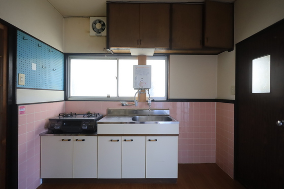 キッチン　※別部屋の写真です