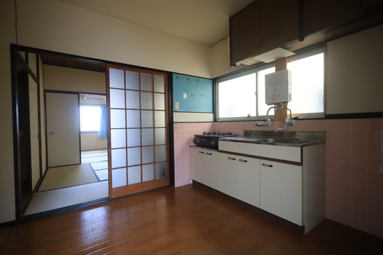 居室・リビング　※別部屋の写真です